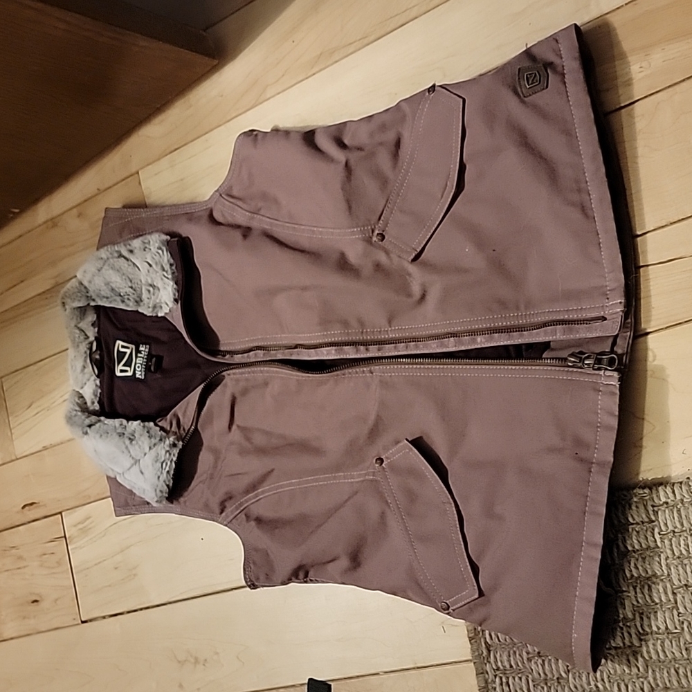 Noble outfitters vest